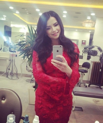 Опытная индивидуалка в Москве, я наполняю твою жизнь яркими красками страсти. Мои услуги – твоя полное удовлетворение. Жаждешь незабываемой ночи? Я идеальный выбор для тебя. Мои возможности бесконечны: эротический массаж, сексуальные игры и фантазии. Наши встречи будут полны кокетства, улыбок и наслаждения. Отзывы моеи длядтной сексуальности говорят сами за себя. Фото настоящие, не делаю фотошоп. Воплотим твои сокровенные мечты в реальность, создадим незабываемые воспоминания. Доверься мне и в Москве мы окунемся в мир наслаждения. 😘🔥💋 2460, 28 лет