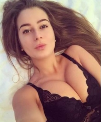 Уверенная в себе и сексуальная брюнетка ждет в гости состоятельного джентльмена. Отдохни под моим нежным прикосновением, и ты будешь в раю. Фото – по запросу! 7027, 26 лет